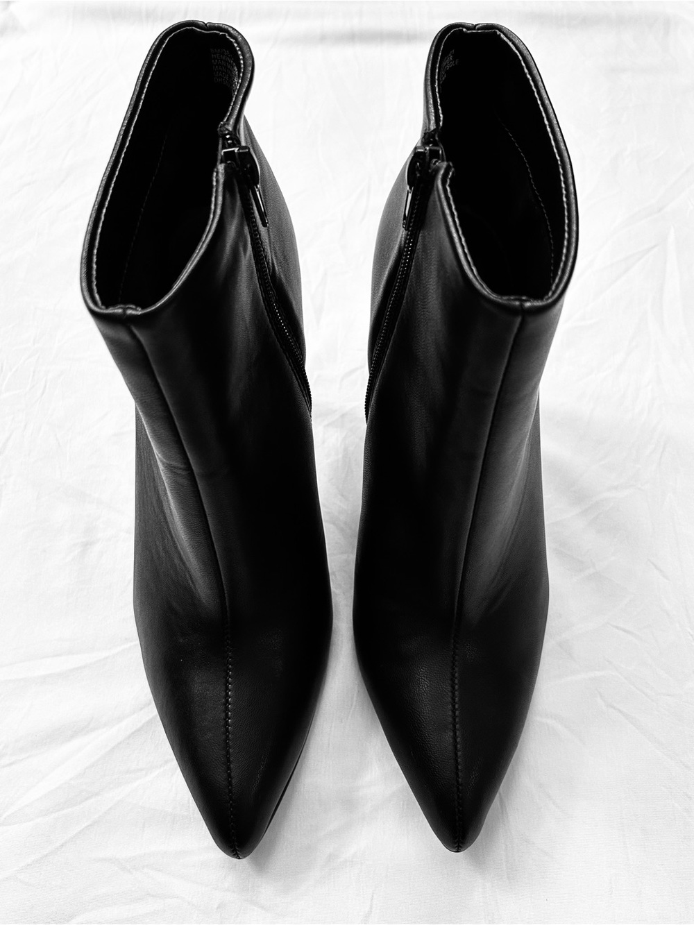 BCBGeneration Heminy Black Pointed Toe Stiletto Ankle Booties with Side Zip